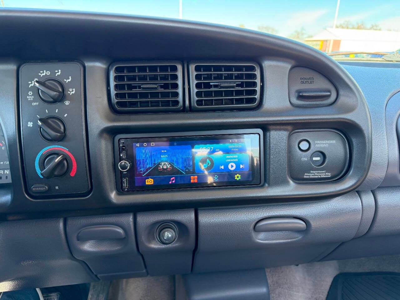 1998 Dodge Ram 1500 Laramie SLT 2dr 4WD Standard Cab LB