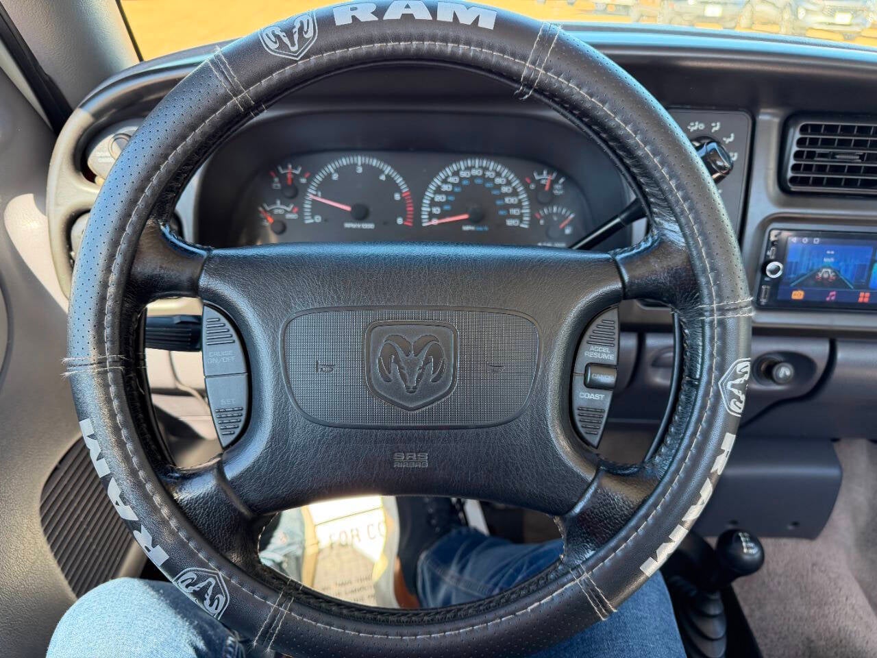 1998 Dodge Ram 1500 Laramie SLT 2dr 4WD Standard Cab LB