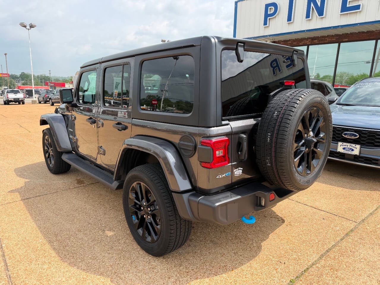 2023 Jeep Wrangler Sahara 4xe 4x4 4dr SUV