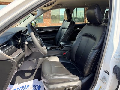 2023 Jeep Grand Cherokee Limited 4x4 4dr SUV