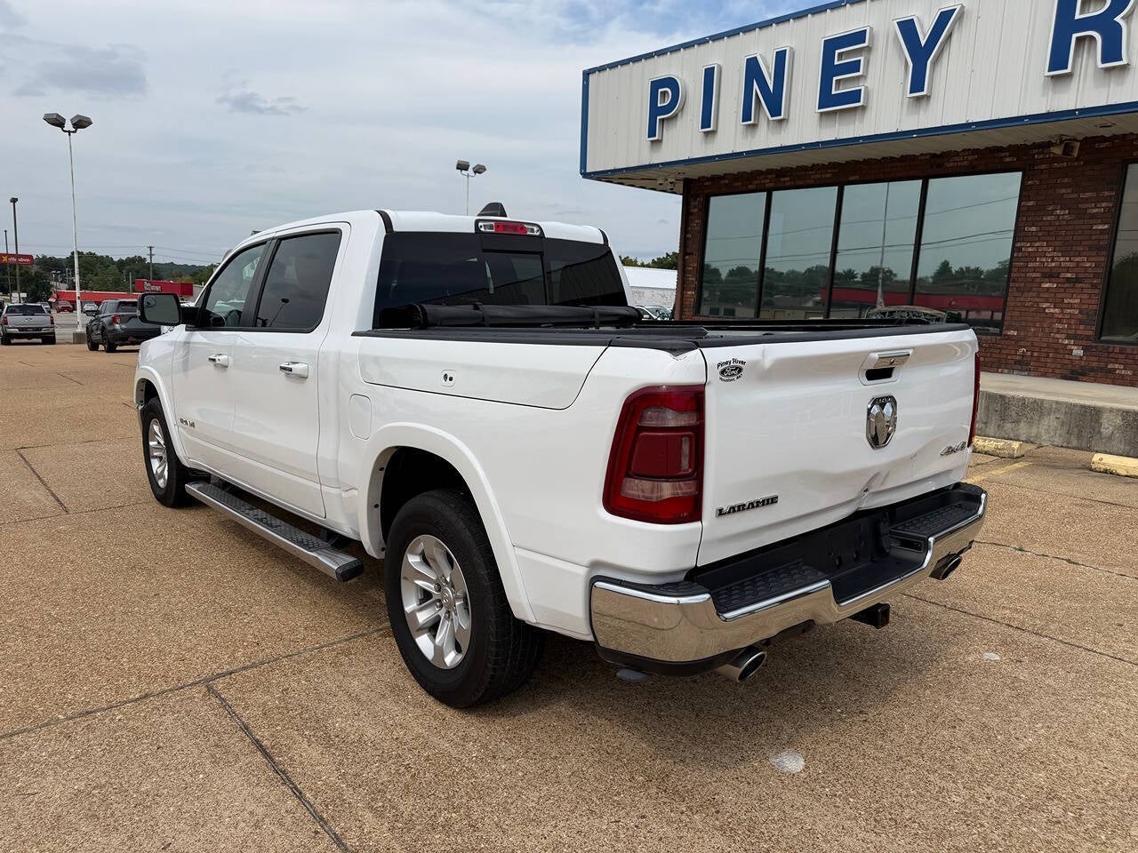 2022 RAM 1500 Laramie 4x4 4dr Crew Cab 5.6 ft. SB Pickup
