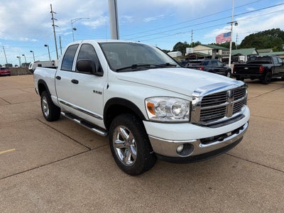 2008 Dodge Ram 1500 SLT 4dr Quad Cab 4WD SB