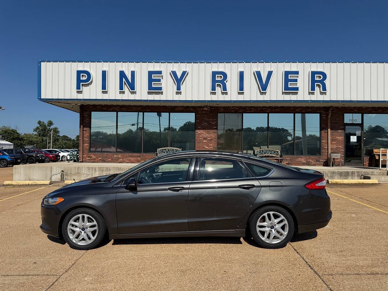 2016 Ford Fusion SE 4dr Sedan
