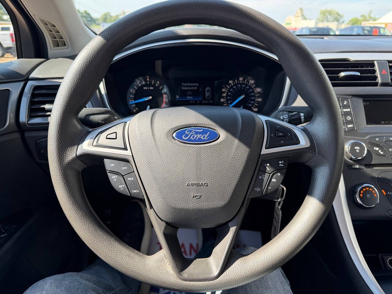 2016 Ford Fusion SE 4dr Sedan