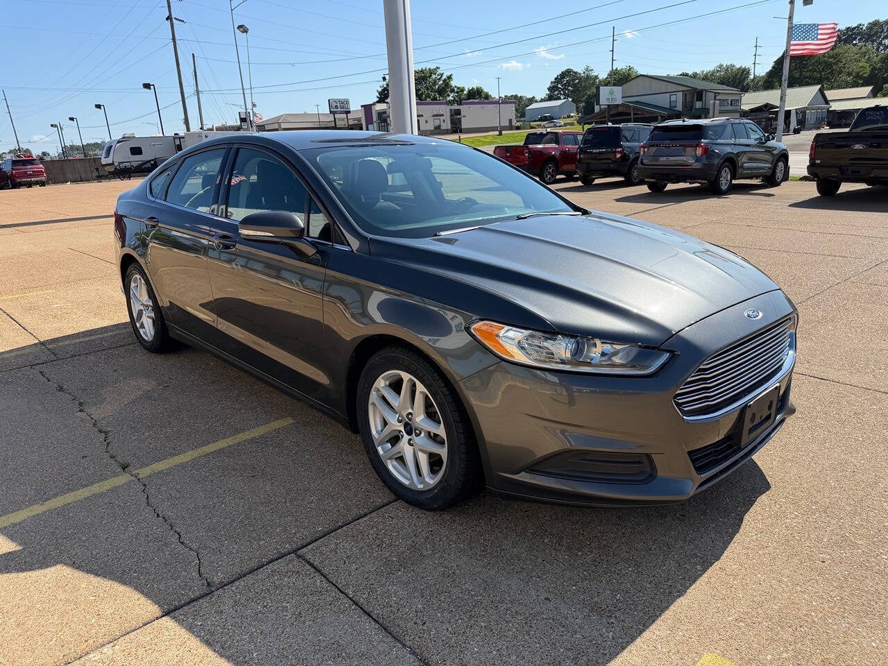 2016 Ford Fusion SE 4dr Sedan