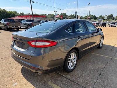 2016 Ford Fusion SE 4dr Sedan