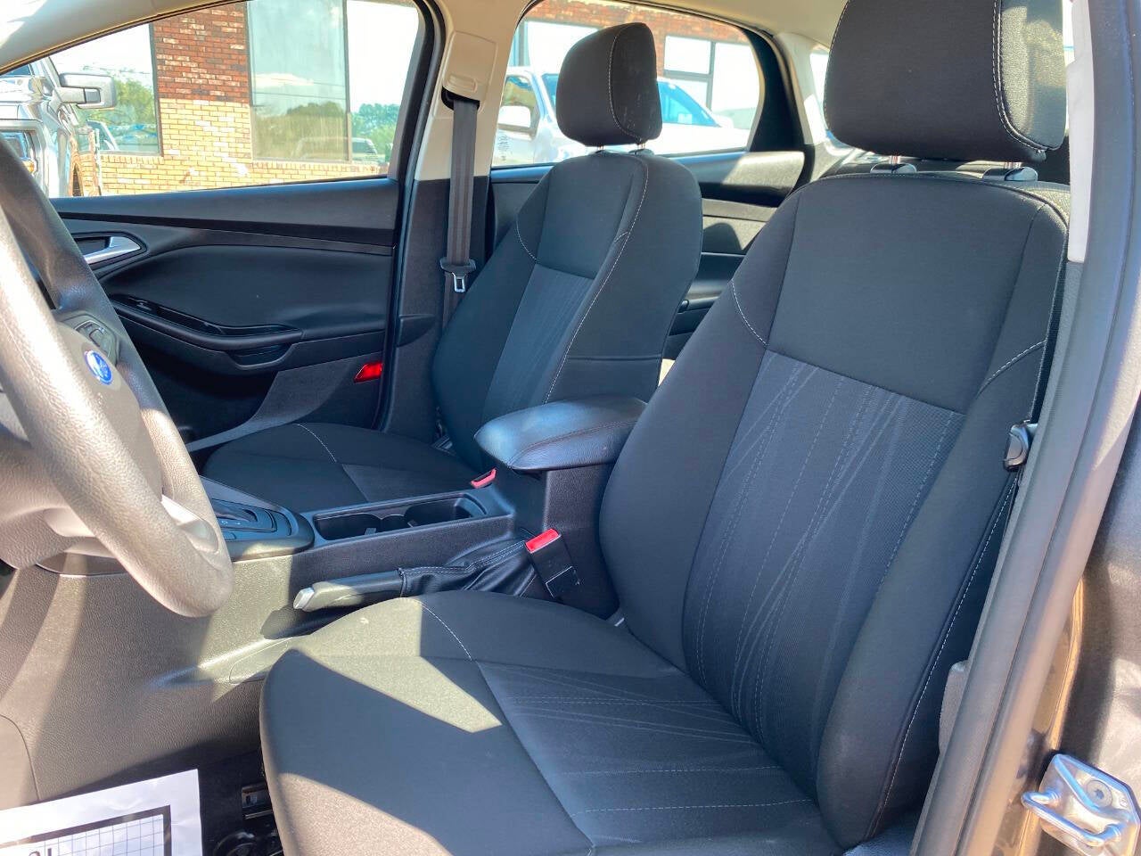 2018 Ford Focus SE 4dr Sedan