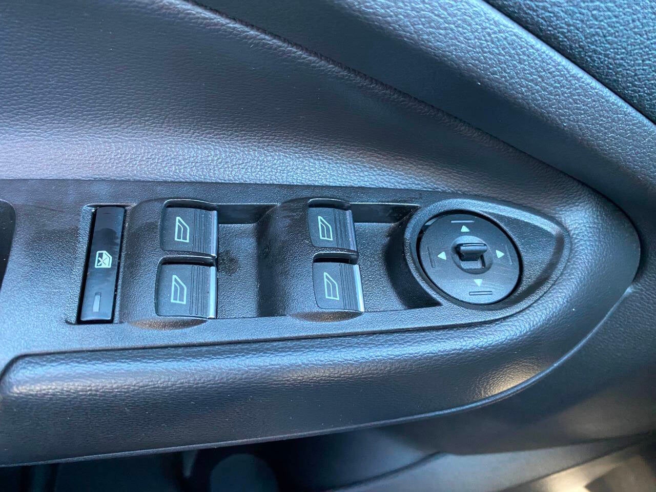 2017 Ford C-MAX Hybrid SE 4dr Wagon