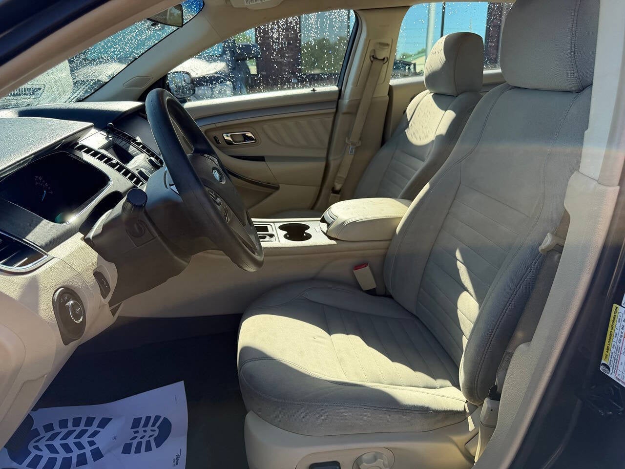 2016 Ford Taurus SE 4dr Sedan