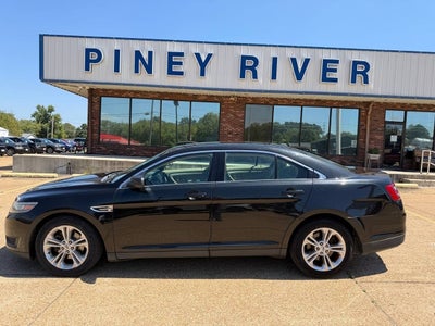2015 Ford Taurus SE 4dr Sedan