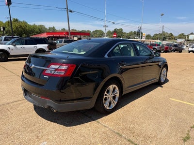 2015 Ford Taurus SE 4dr Sedan