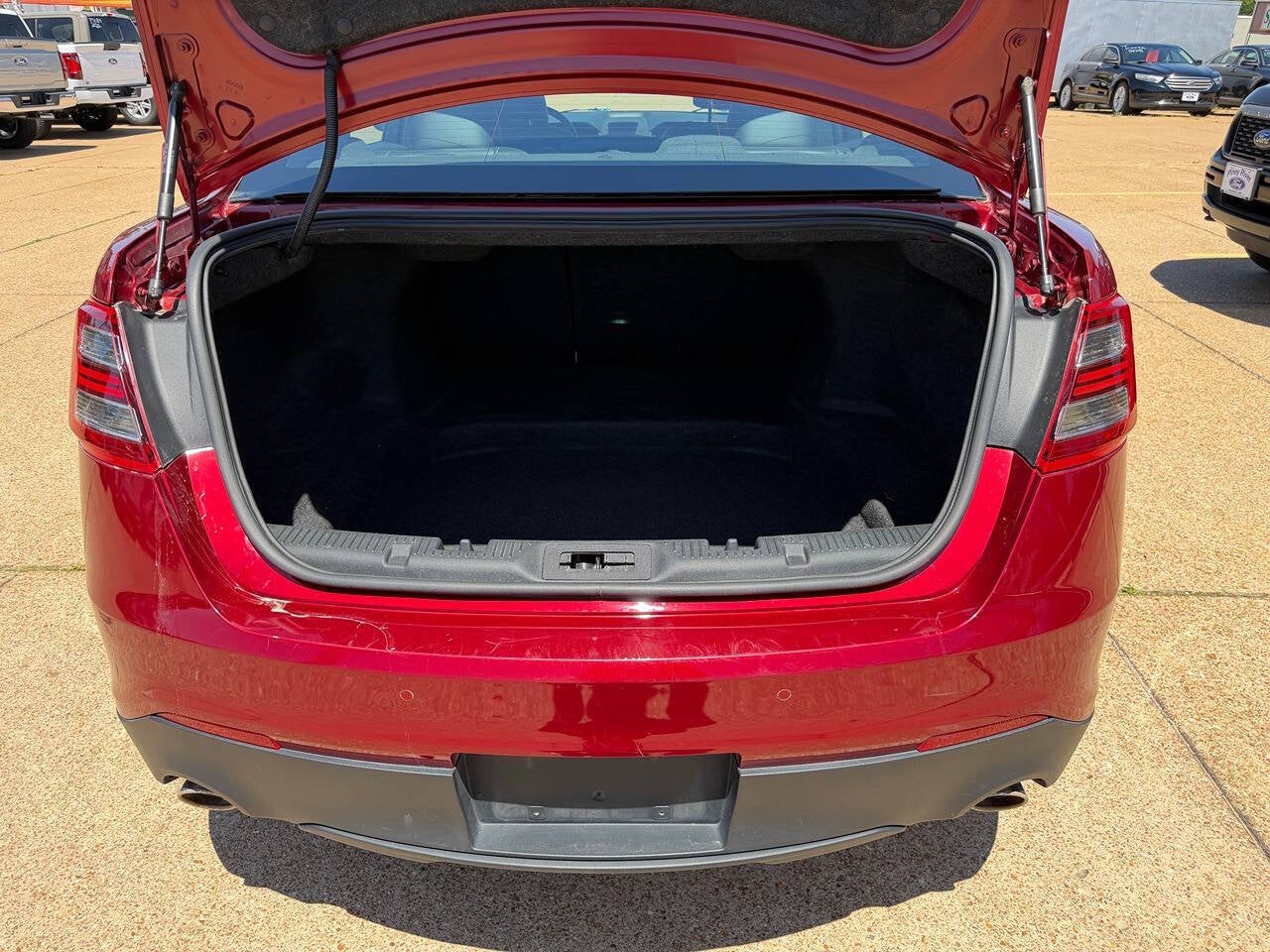 2014 Ford Taurus Limited 4dr Sedan