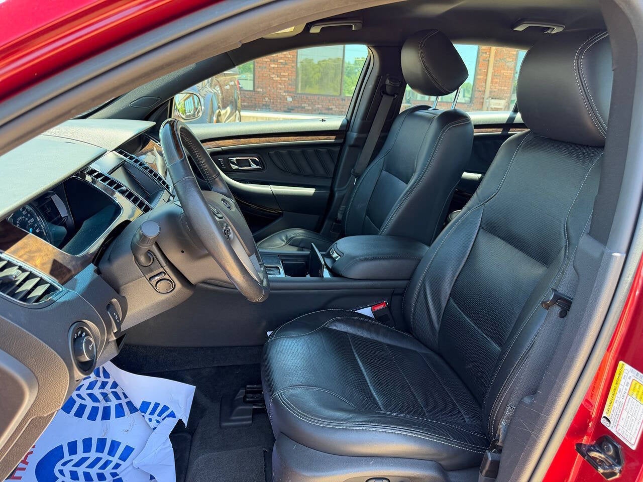 2014 Ford Taurus Limited 4dr Sedan
