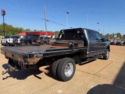 2022 Ford F-350 Super Duty XLT 4x4 4dr Crew Cab 179 in. WB DRW Chassis