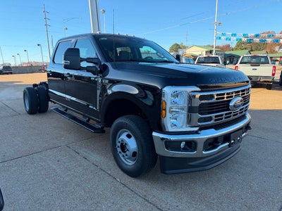 2026 Ford F-350 Super Duty XL 4x4 4dr Crew Cab 179 in. WB DRW Chassis
