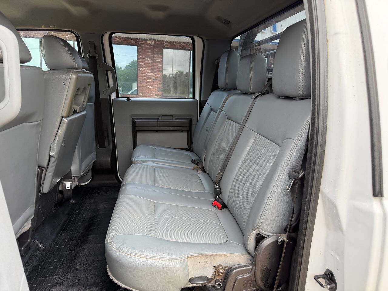 2015 Ford F-350 Super Duty XL 4x4 4dr Crew Cab 176 in. WB DRW Chassis