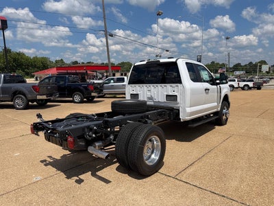 2026 Ford F-350 Super Duty XL 4x4 4dr SuperCab 168 in. WB DRW Chassis
