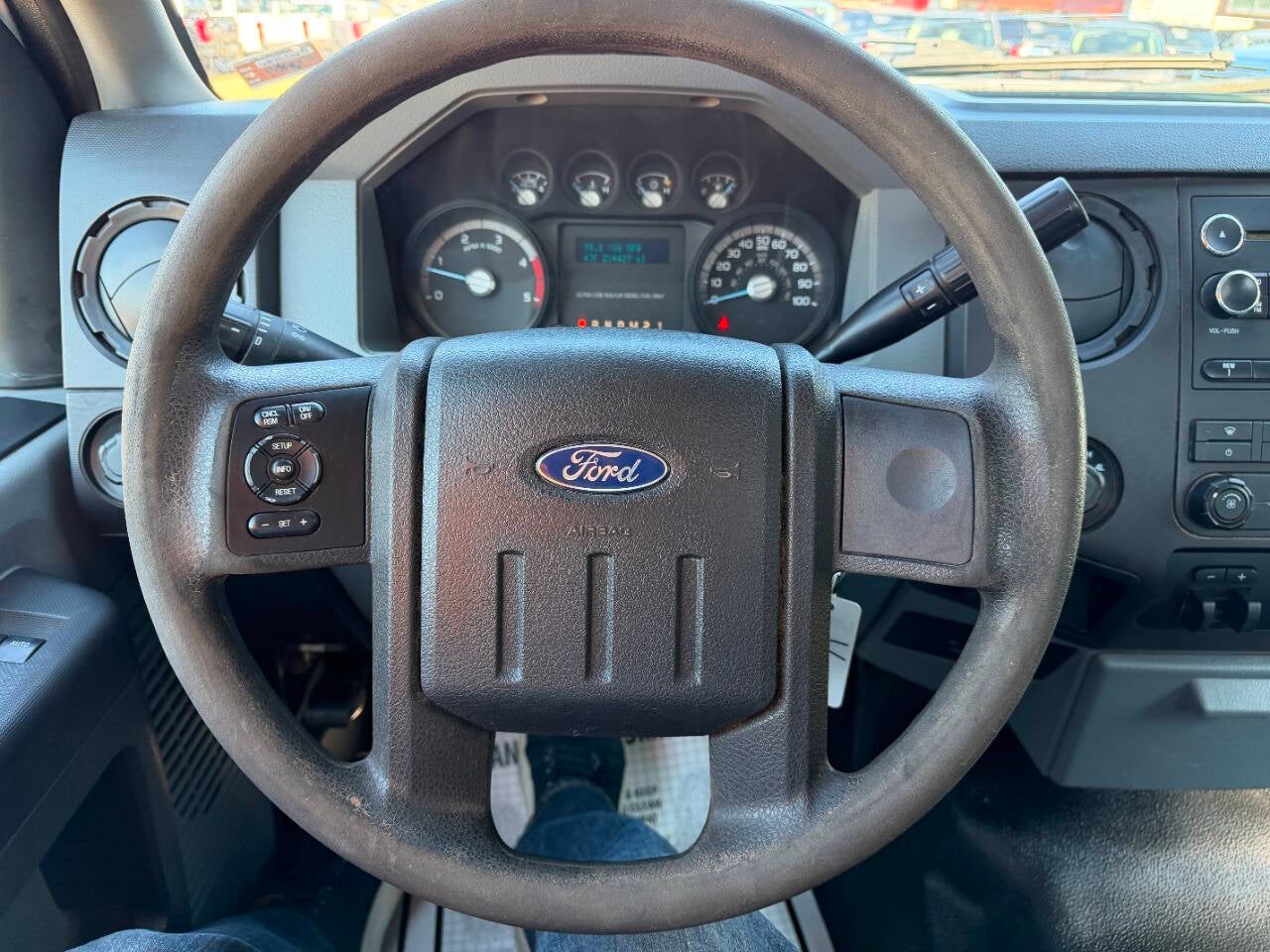 2013 Ford F-350 Super Duty XLT 4x4 2dr Regular Cab 141 in. WB DRW Chassis