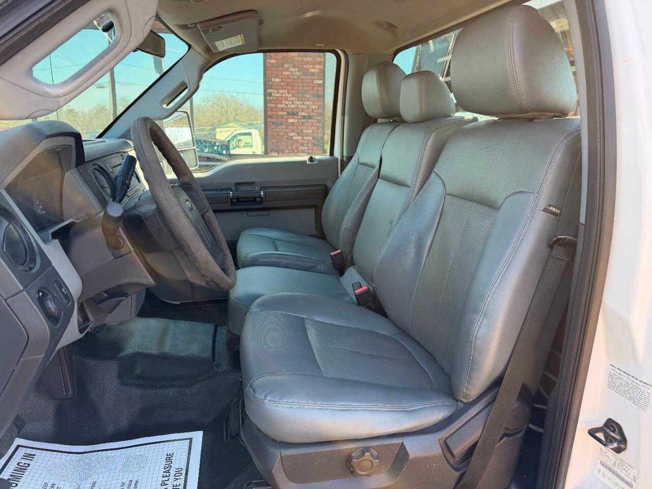 2013 Ford F-350 Super Duty XLT 4x4 2dr Regular Cab 141 in. WB DRW Chassis