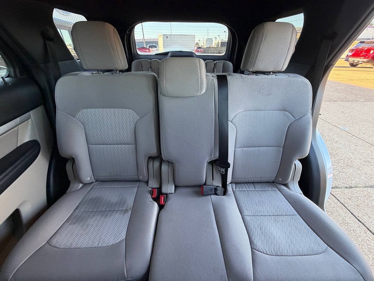 2018 Ford Explorer Base 4dr SUV