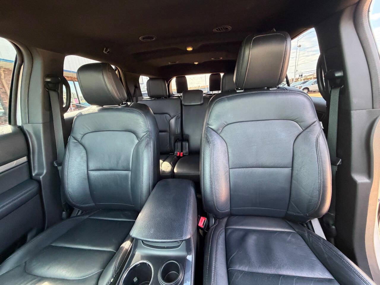 2018 Ford Explorer XLT 4dr SUV