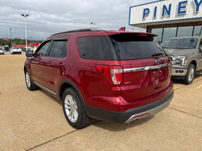 2017 Ford Explorer XLT 4dr SUV