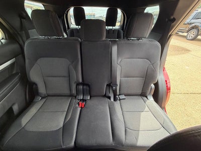 2017 Ford Explorer XLT 4dr SUV