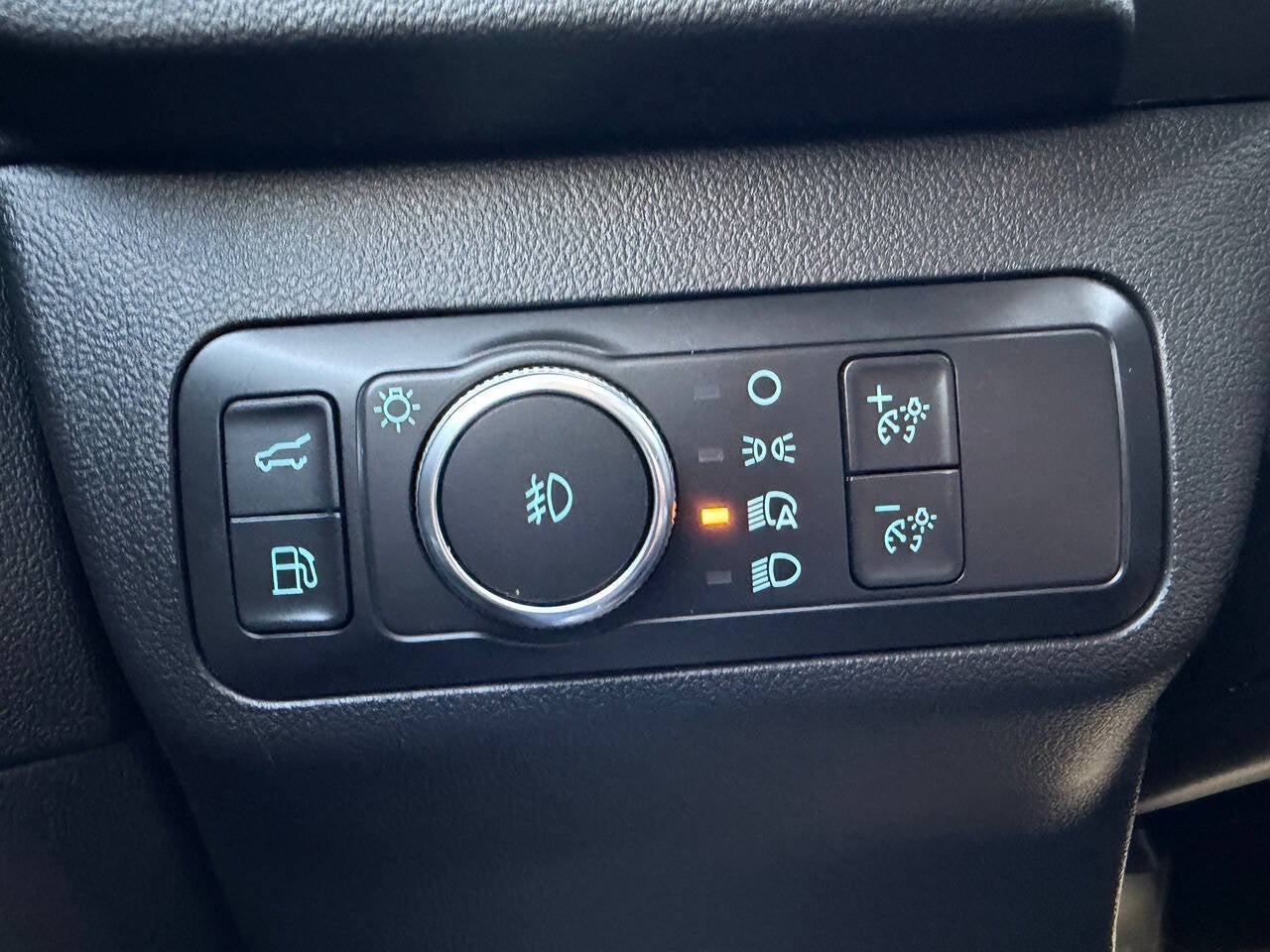 2022 Ford Escape Hybrid SEL 4dr SUV