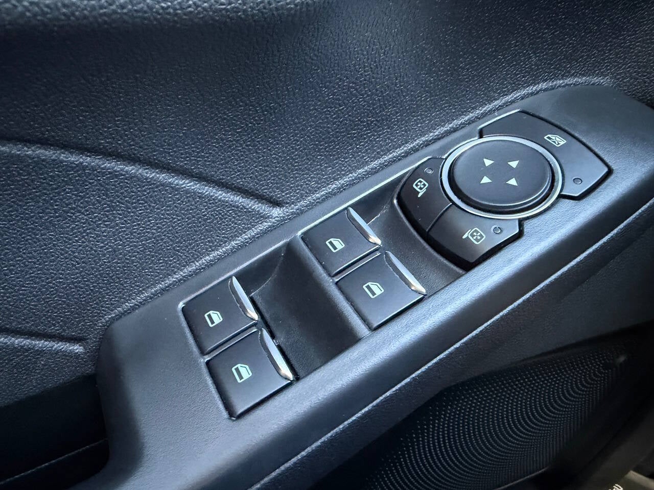 2022 Ford Escape Hybrid SEL 4dr SUV
