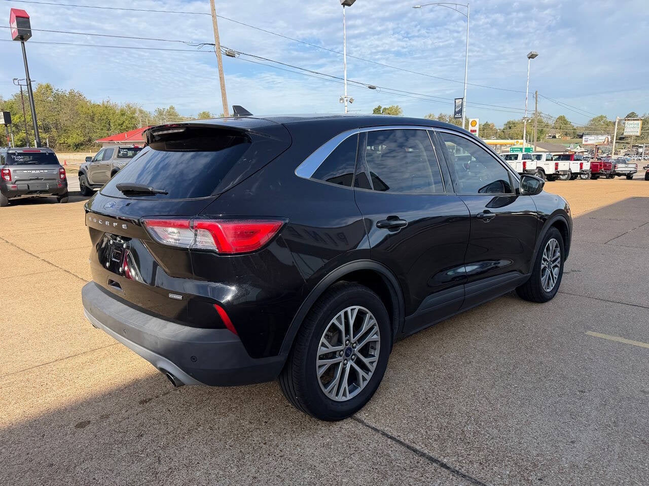 2022 Ford Escape Hybrid SEL 4dr SUV