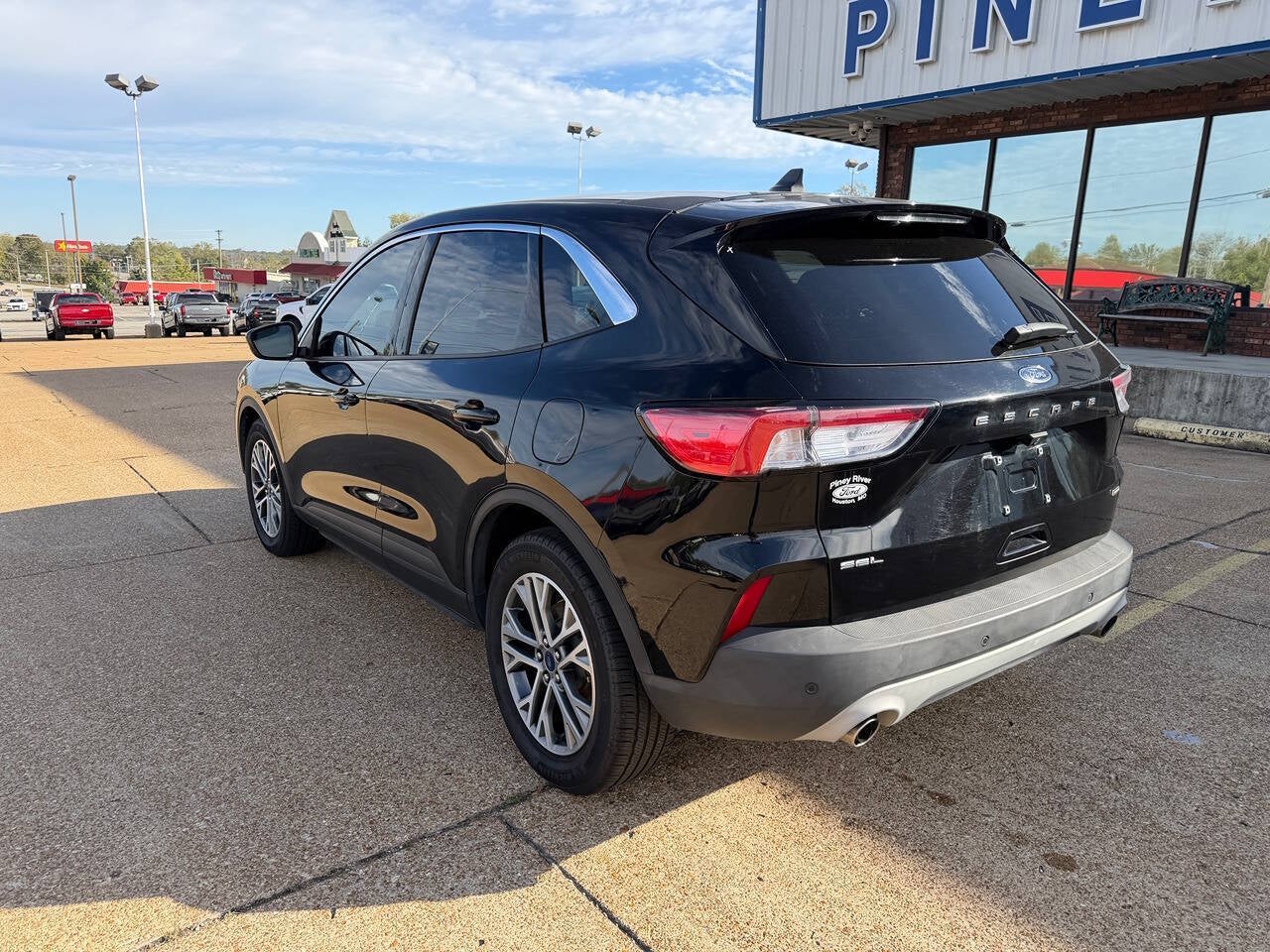 2022 Ford Escape Hybrid SEL 4dr SUV