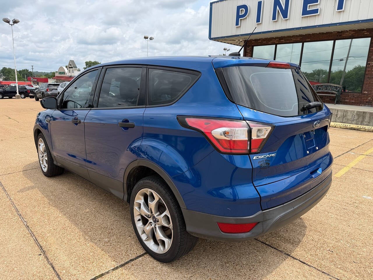 2017 Ford Escape S 4dr SUV