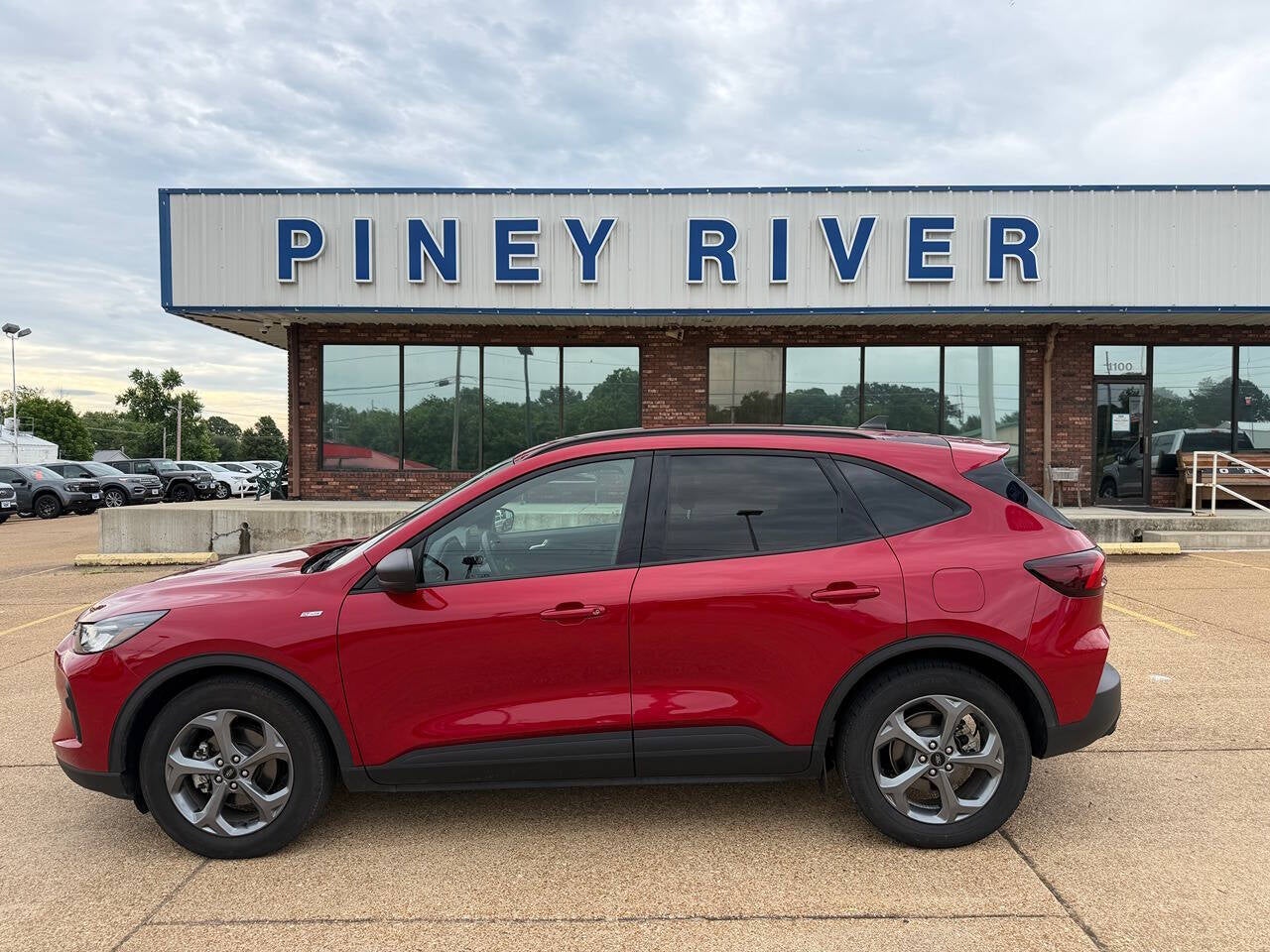 2025 Ford Escape ST Line 4dr SUV