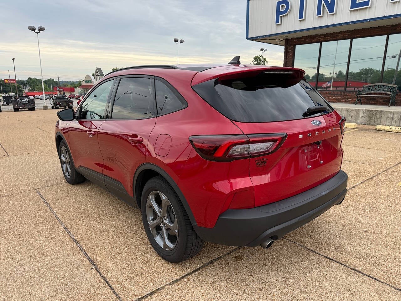 2025 Ford Escape ST Line 4dr SUV