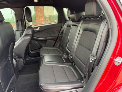 2025 Ford Escape ST Line 4dr SUV