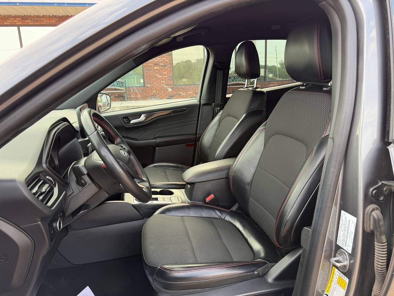 2024 Ford Escape ST Line 4dr SUV