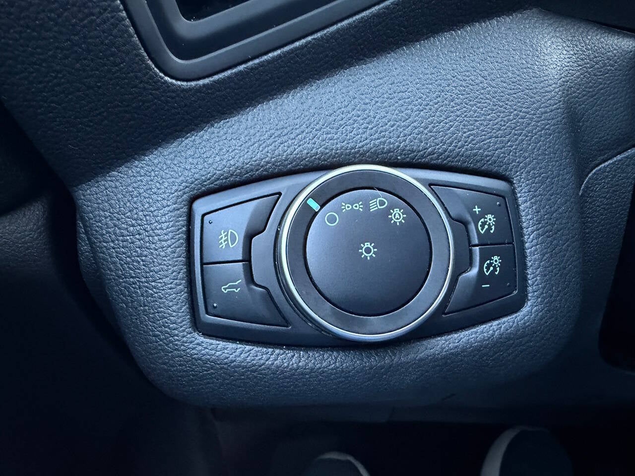 2019 Ford Escape SE AWD 4dr SUV
