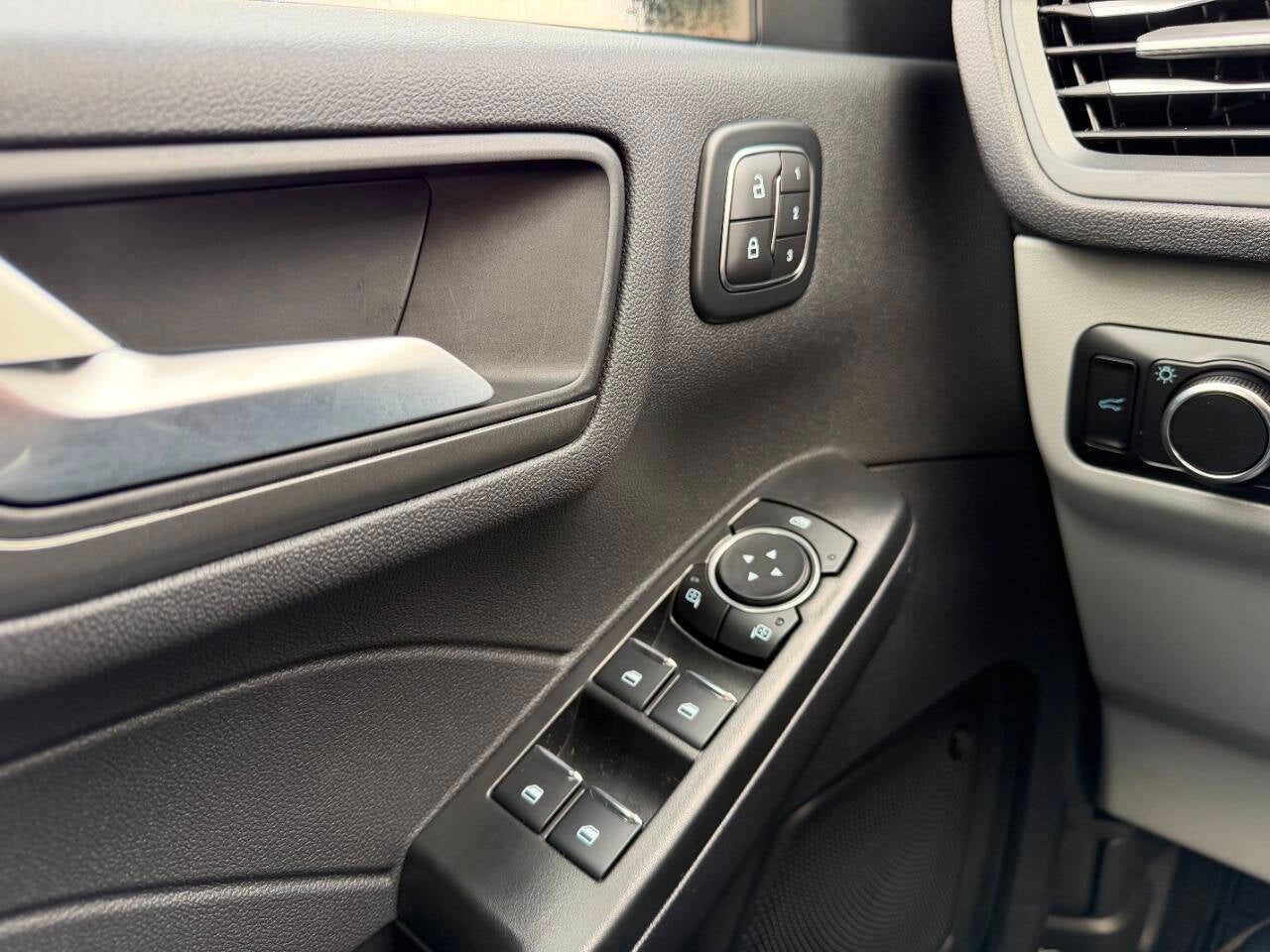 2026 Ford Escape Active AWD 4dr SUV