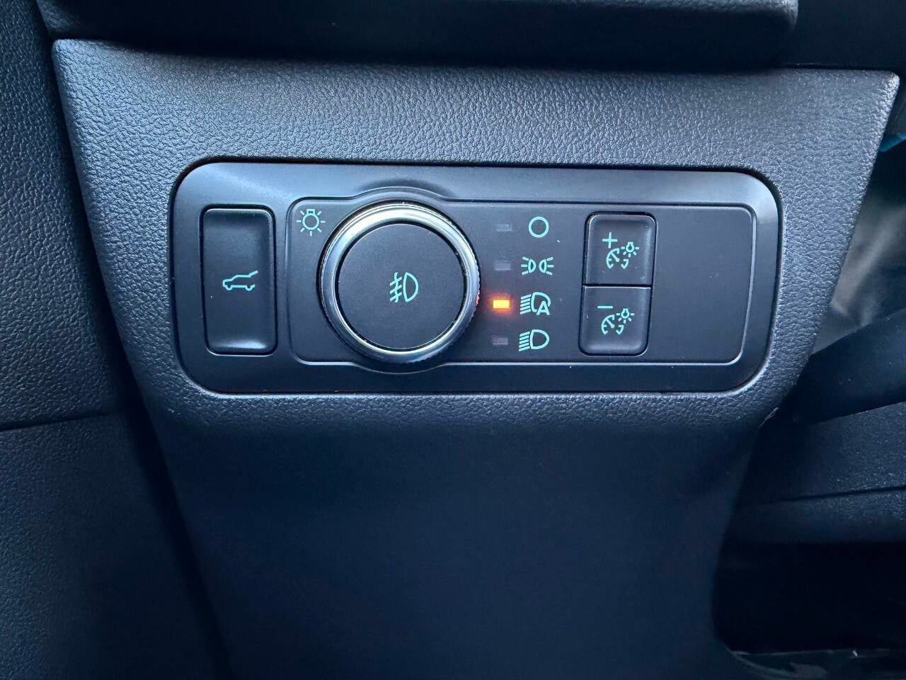 2022 Ford Escape SEL AWD 4dr SUV