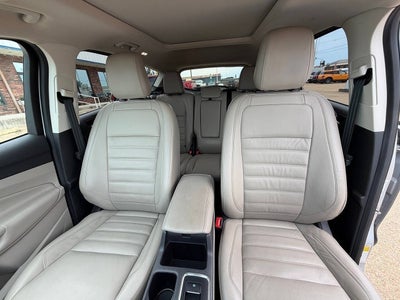 2019 Ford Escape Titanium AWD 4dr SUV
