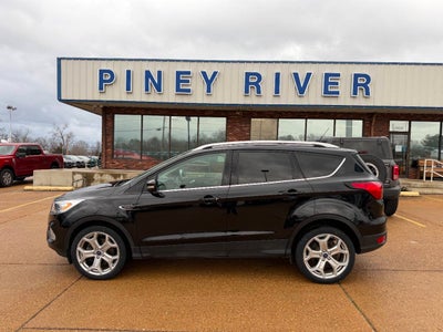 2019 Ford Escape Titanium AWD 4dr SUV