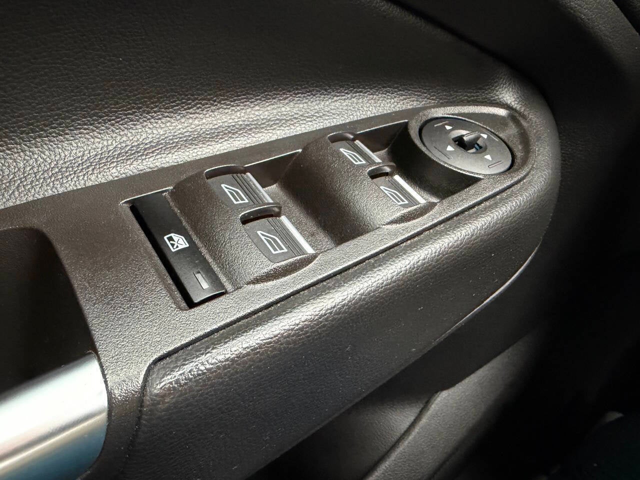 2019 Ford Escape Titanium AWD 4dr SUV