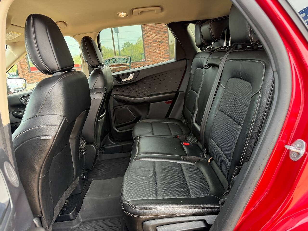 2020 Ford Escape Titanium AWD 4dr SUV