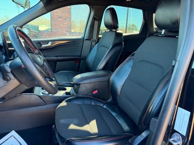 2024 Ford Escape ST Line AWD 4dr SUV