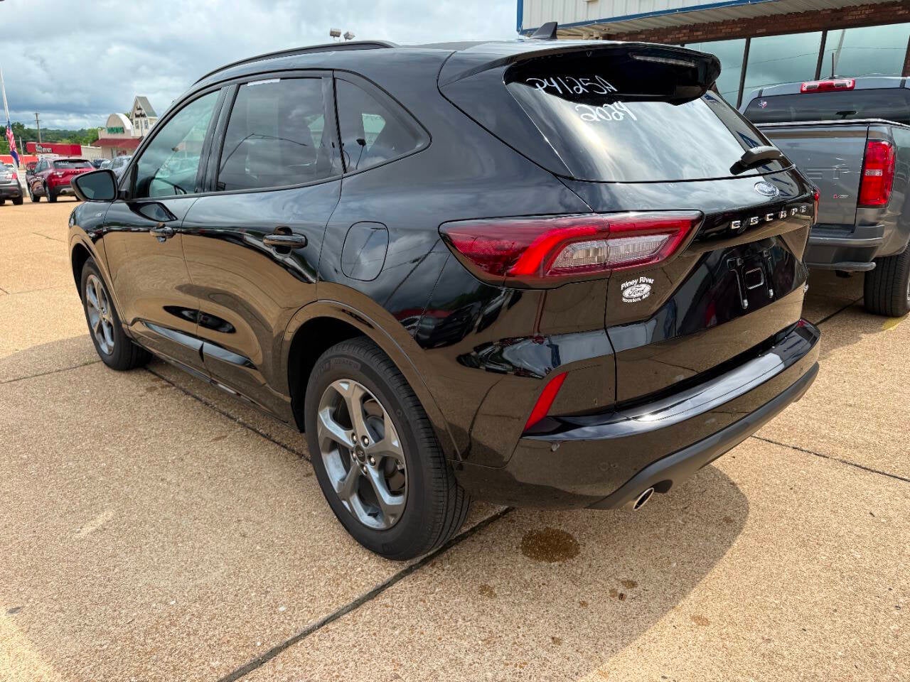2024 Ford Escape ST Line AWD 4dr SUV