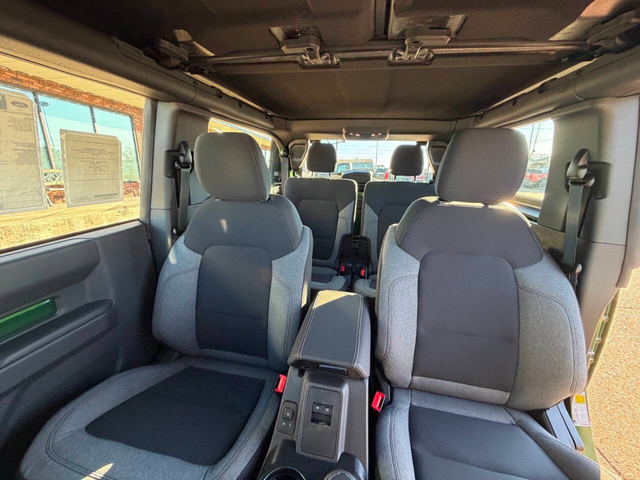 2025 Ford Bronco Base 4x4 2dr SUV