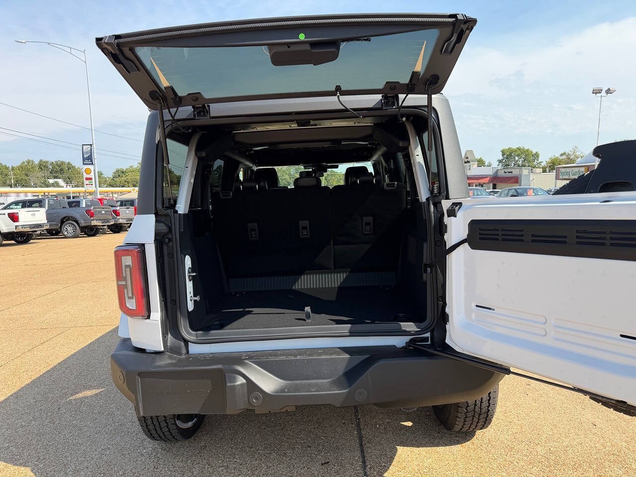 2026 Ford Bronco Outer Banks 4x4 4dr SUV