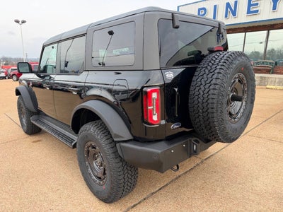 2025 Ford Bronco Outer Banks 4x4 4dr SUV