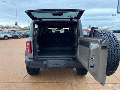 2025 Ford Bronco Outer Banks 4x4 4dr SUV