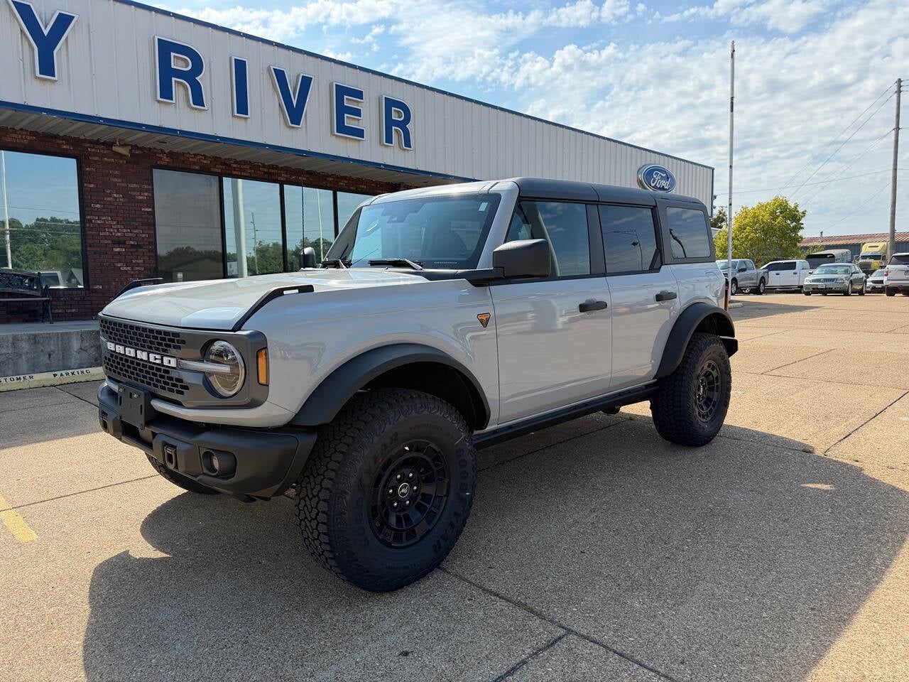 2026 Ford Bronco Badlands 4x4 4dr SUV